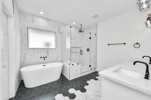 $2,750 | 1818 West Street, Houston, TX 77026