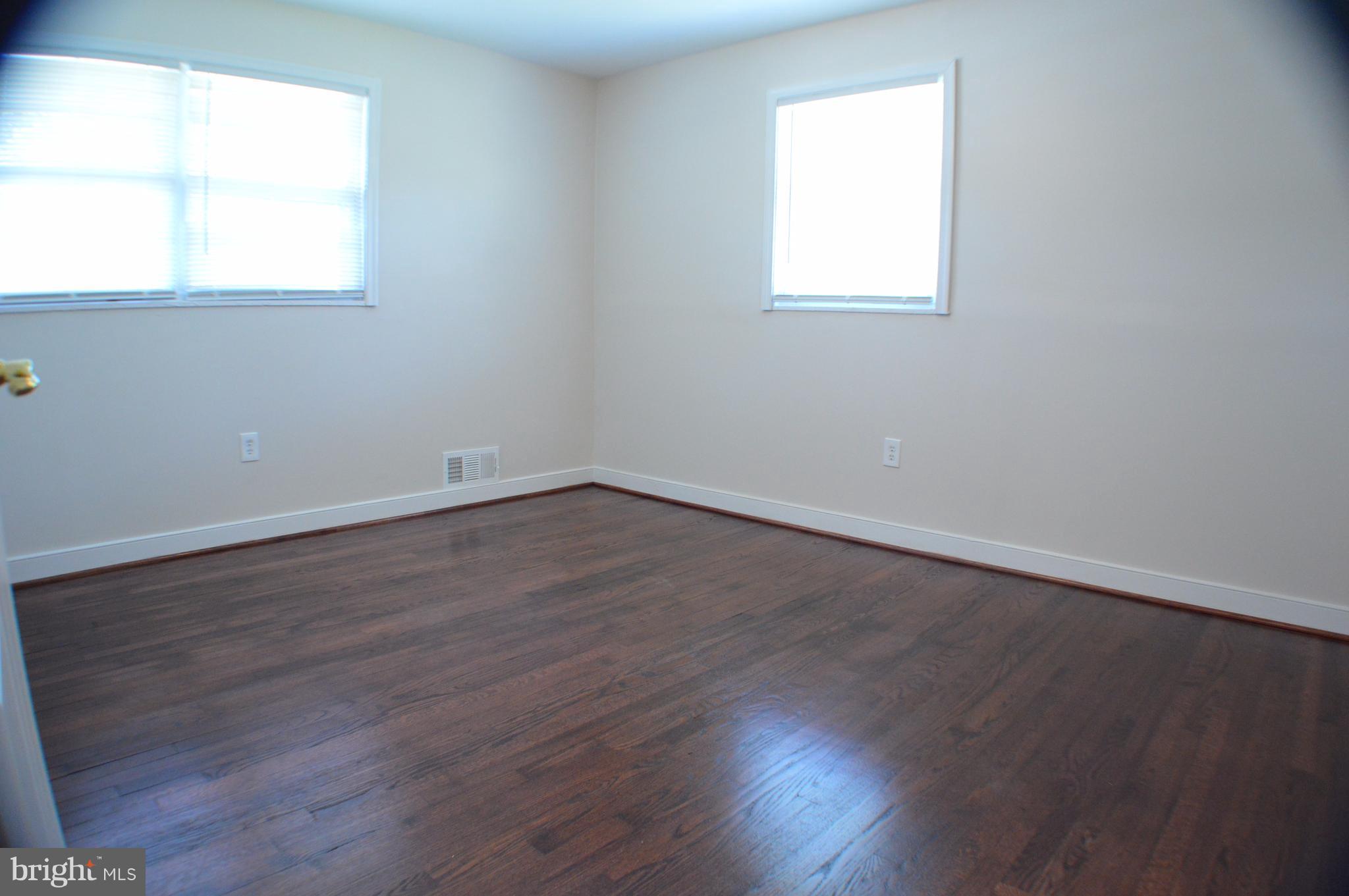 902 Wingfield Road Woodbridge, VA 22191 - Photo 11 of 15 Bedroom