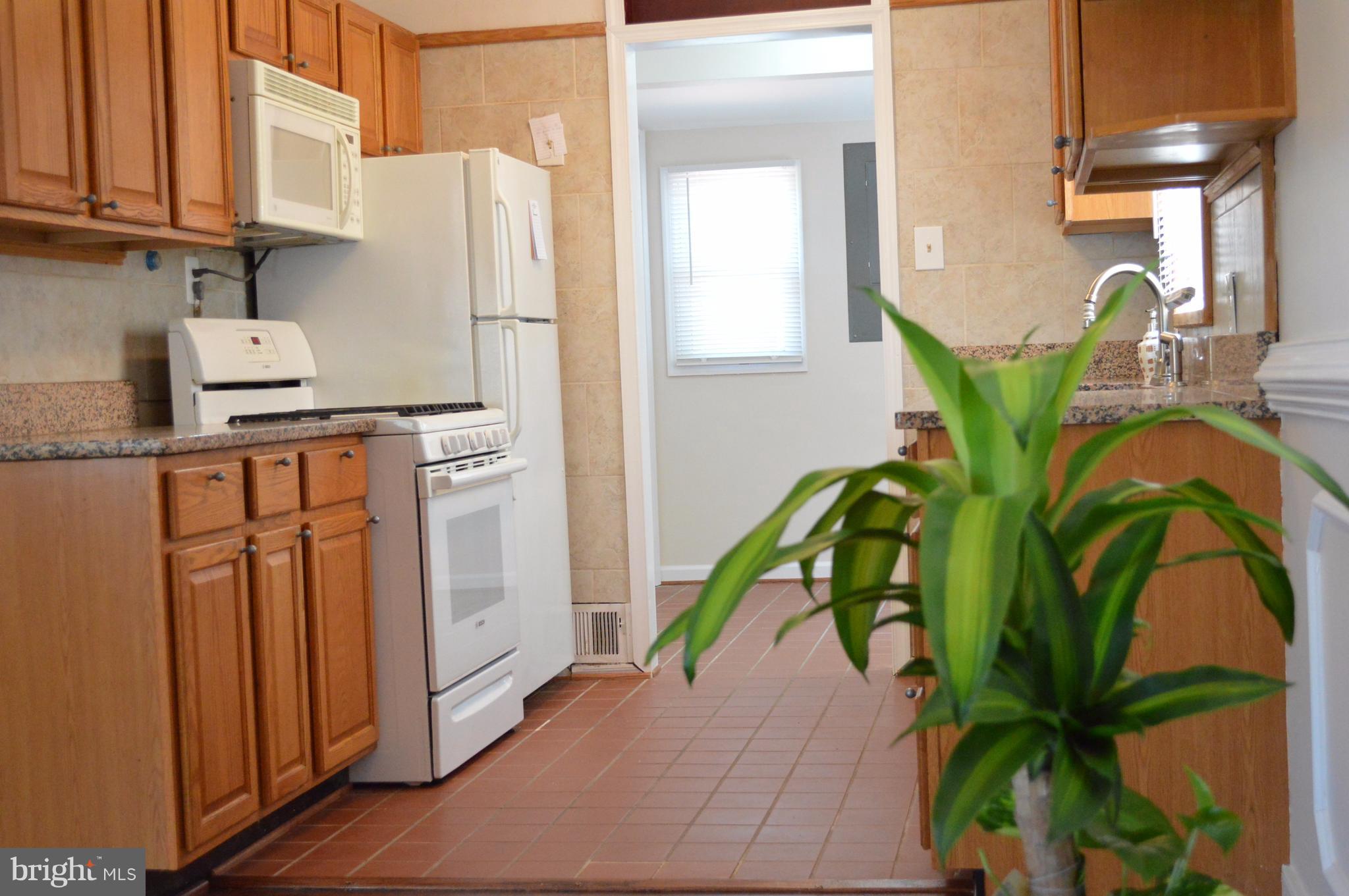 902 Wingfield Road Woodbridge, VA 22191 - Photo 5 of 15 Interior (General)