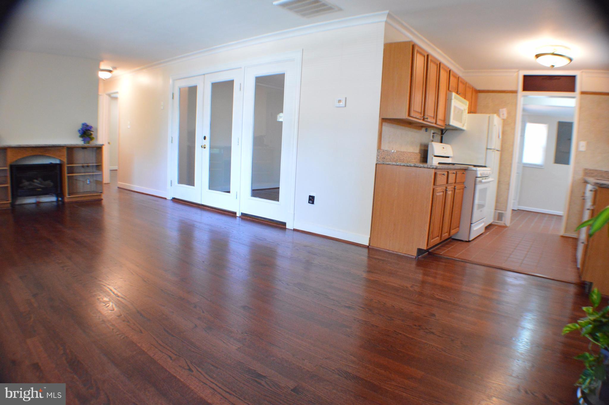 902 Wingfield Road Woodbridge, VA 22191 - Photo 8 of 15 Interior (General)