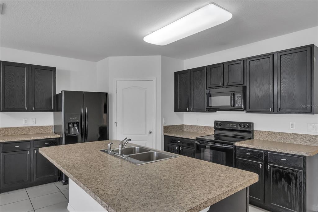 1828 Partin Terrace Road Kissimmee, FL 34744 - Photo 3 of 35