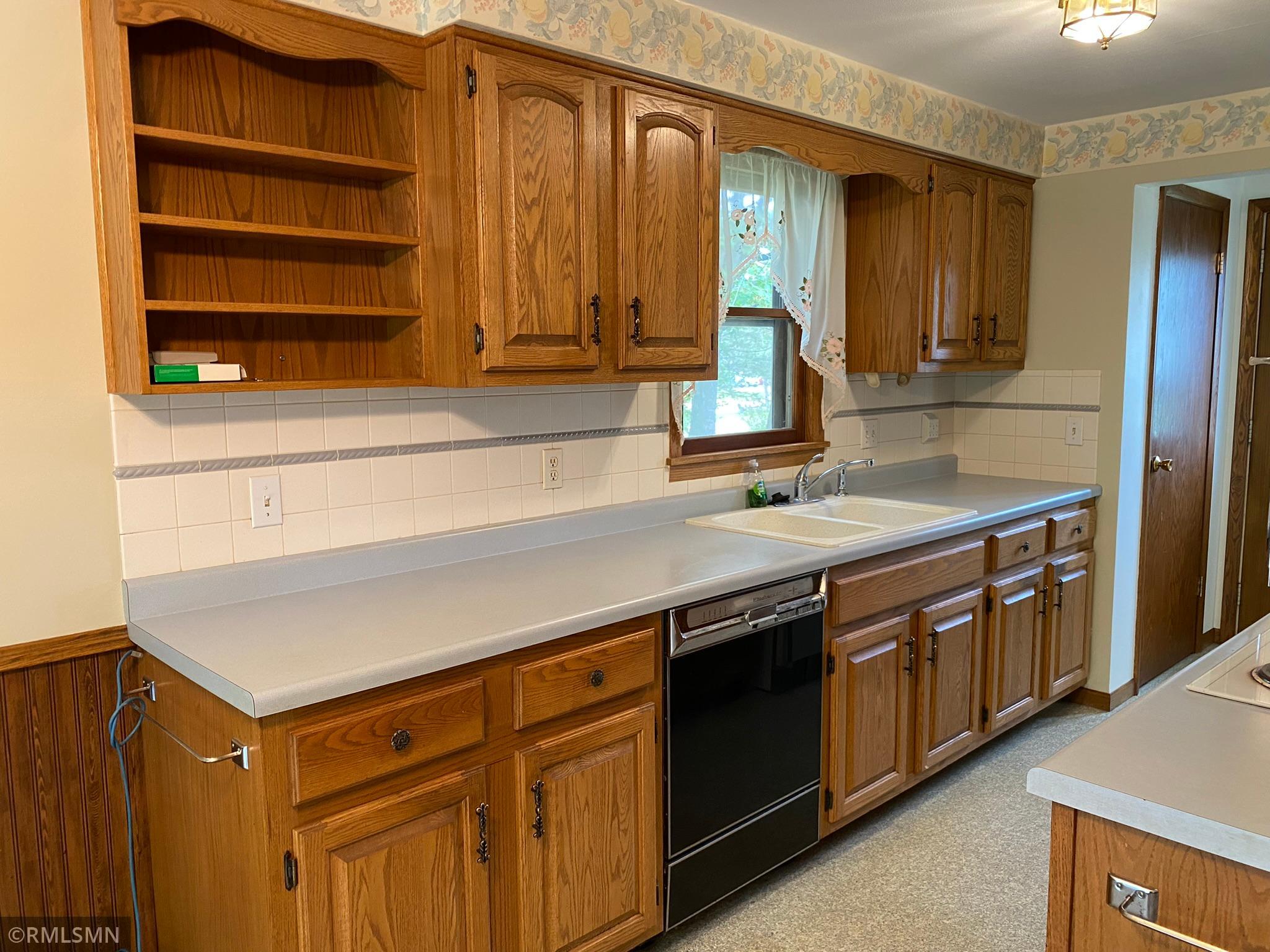 210 Locust Street Pepin, WI 54759 - Photo 3 of 46