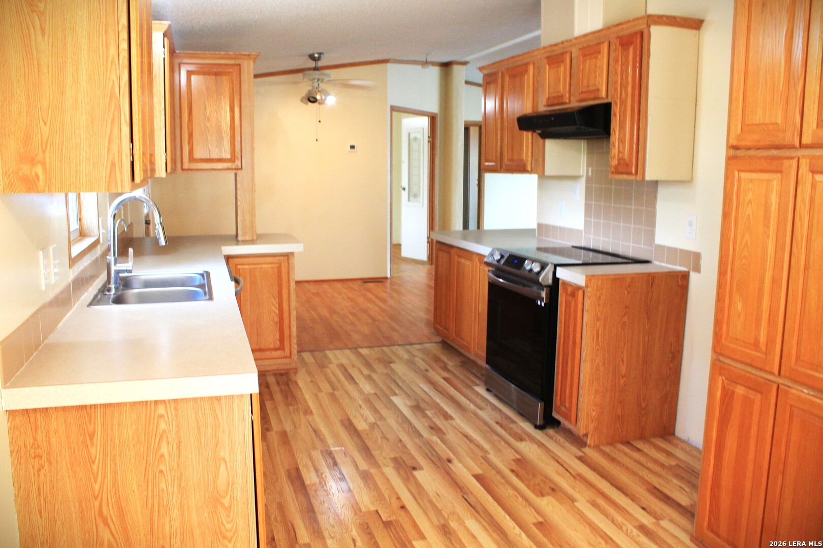 458 Patton Road Somerset, TX 78069 - Photo 8 of 19