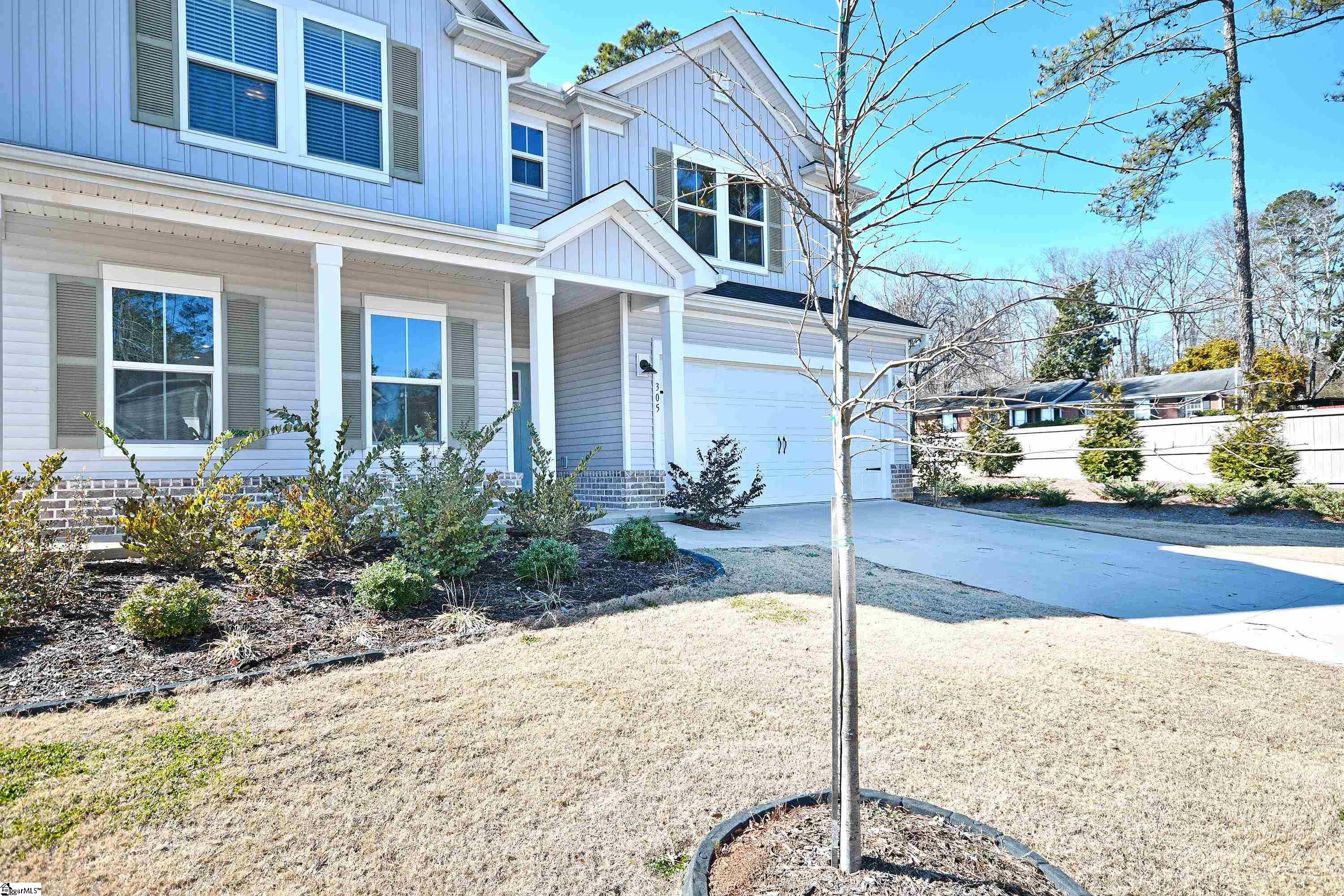 305 Indigo Circle Easley, SC 29642 - Photo 13 of 38 Front from Side
