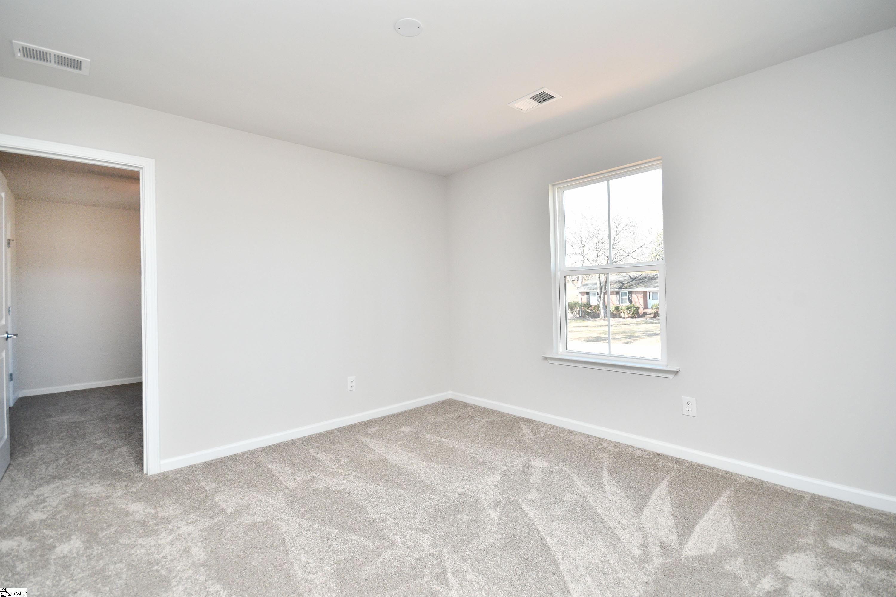 305 Indigo Circle Easley, SC 29642 - Photo 21 of 38