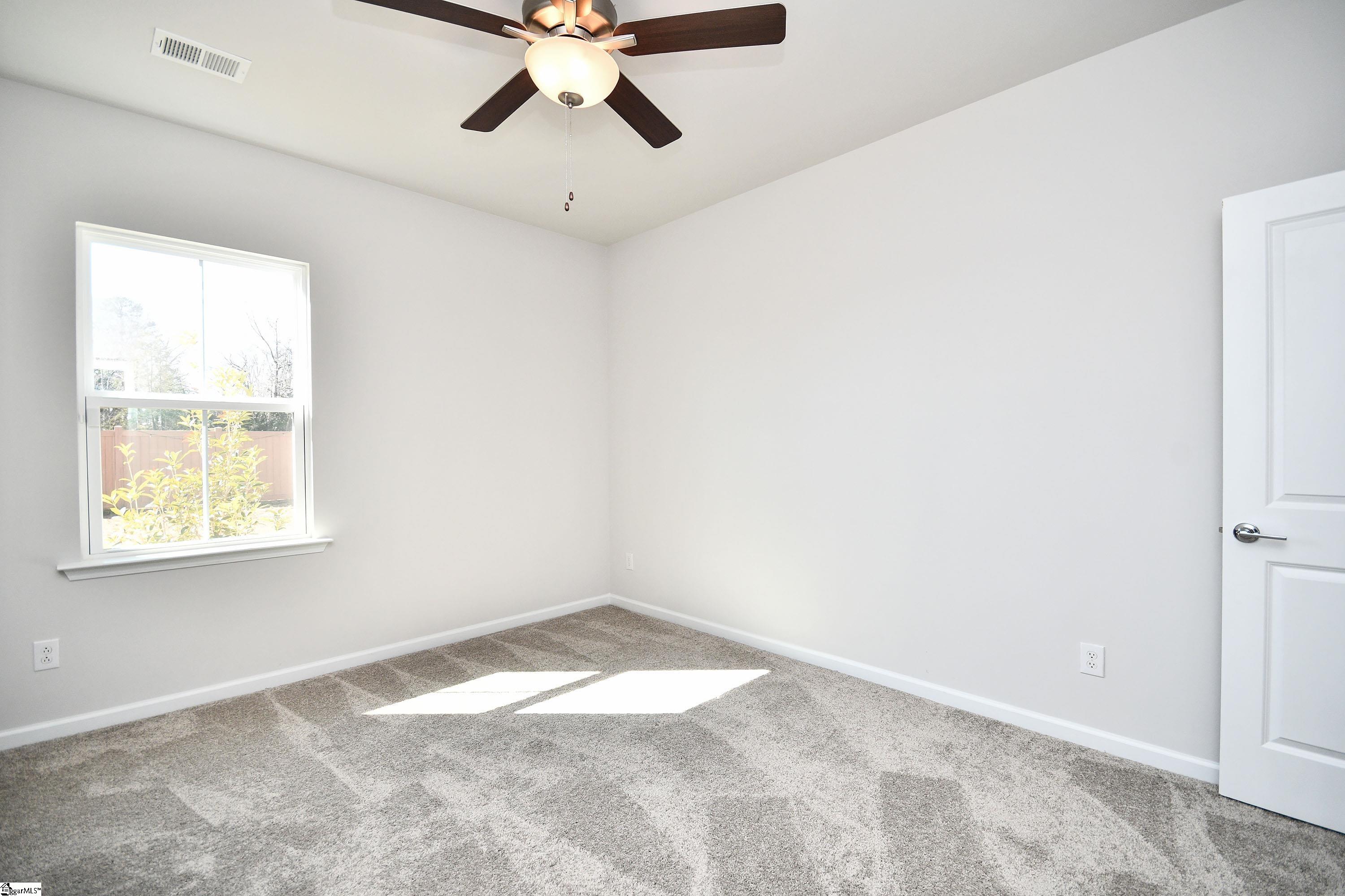 305 Indigo Circle Easley, SC 29642 - Photo 10 of 38