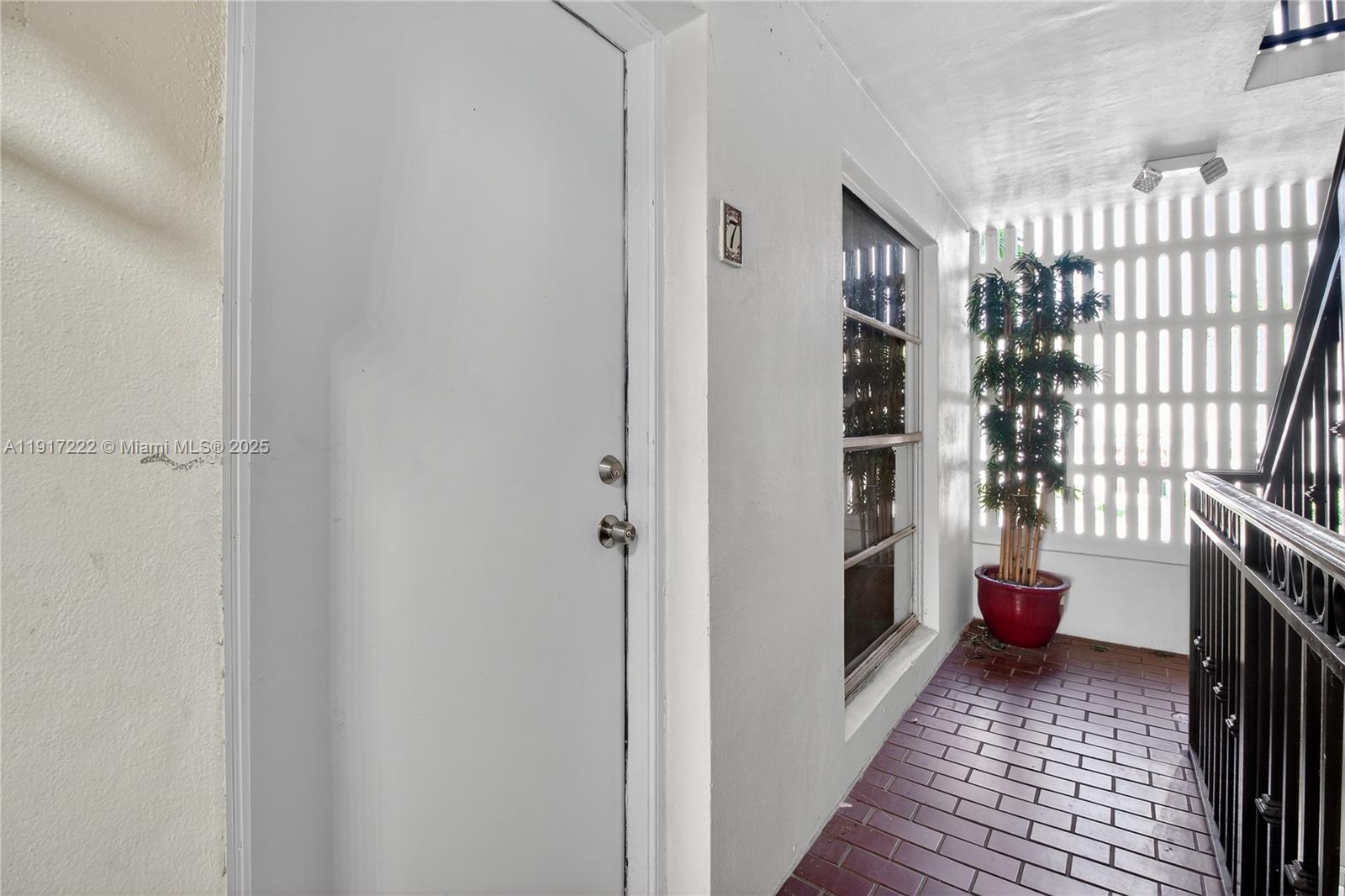 1600 South Le Jeune Road, Unit 7 Coral Gables, FL 33134 - Photo 4 of 20 a bathroom with a toilet and a shower