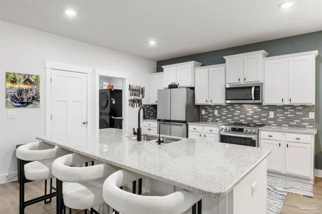 $678,900 | 2319 Cloudberry Drive, Gulf Breeze, FL 32563