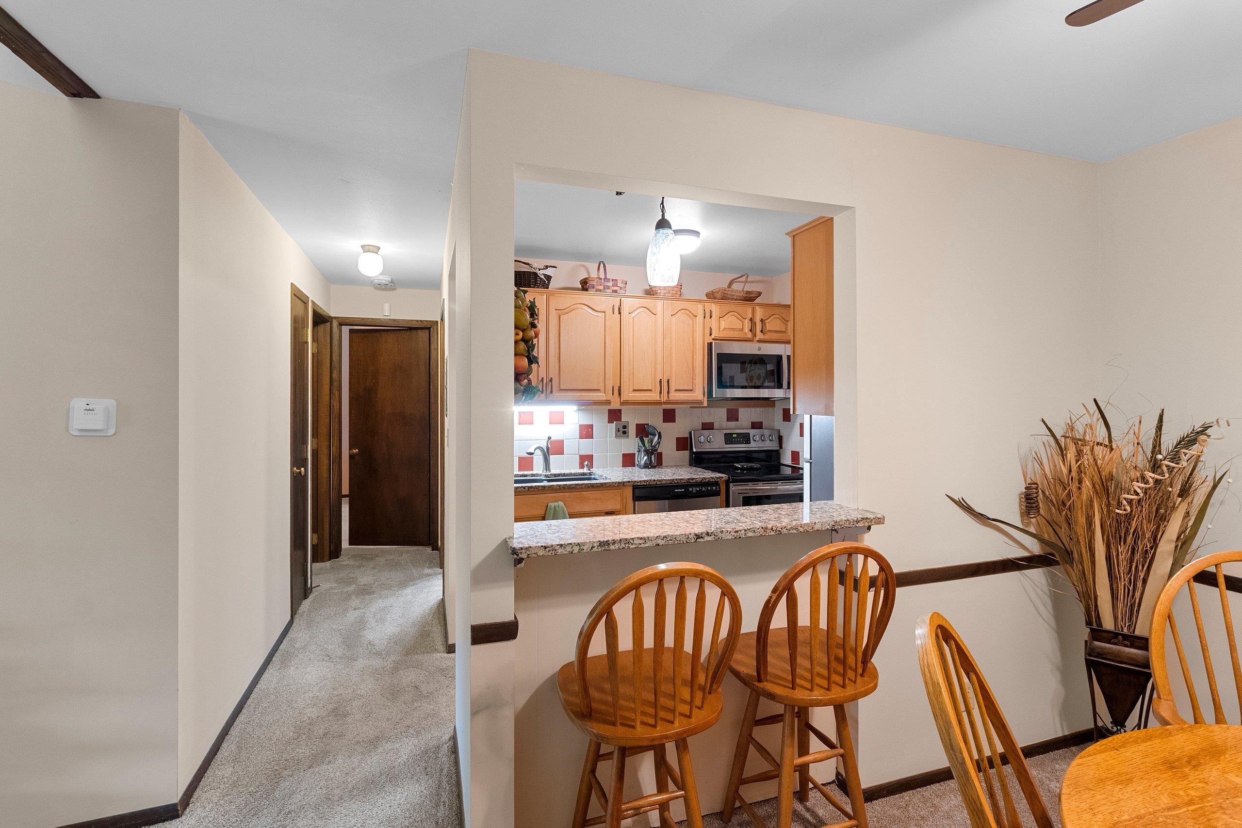 3182 Justin Court, Unit 5 Appleton, WI 54914 - Photo 17 of 34