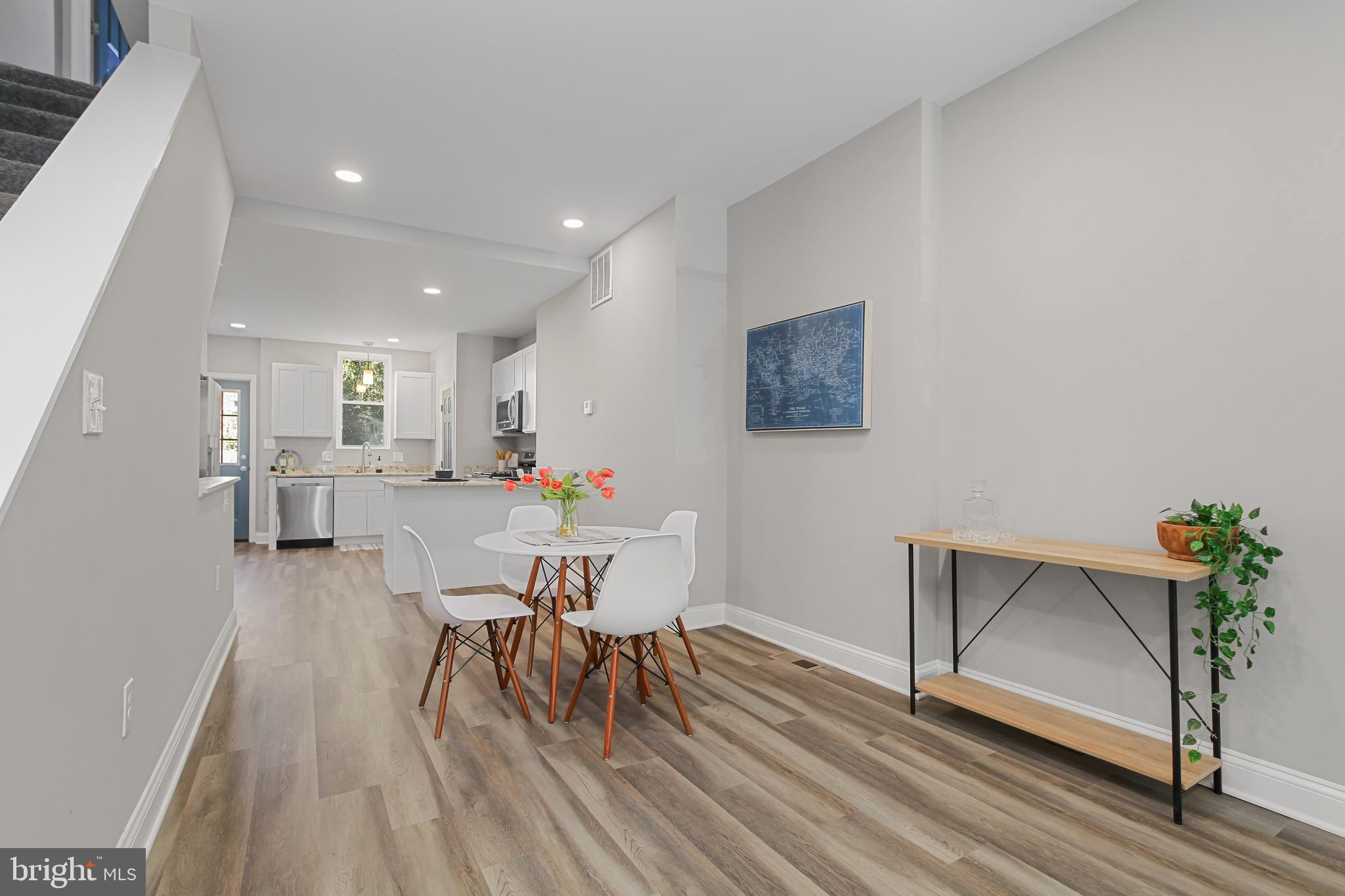 2712 Mosher Street Baltimore, MD 21216 - Photo 4 of 33