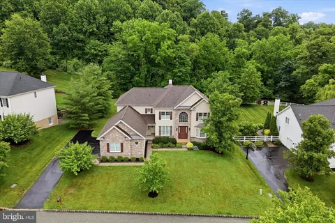 $1,150,000 | 4 Strickland Way, Glen Mills, PA 19342