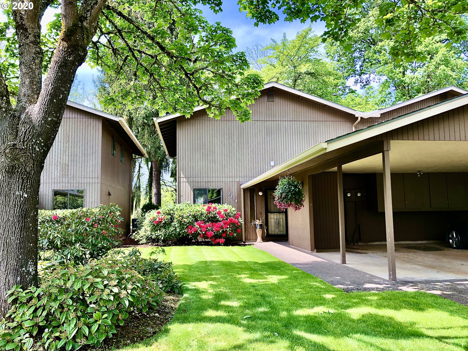 2254 Ridgeway Drive Eugene, OR 97401 - Photo 22 of 24 Gallery Image 22