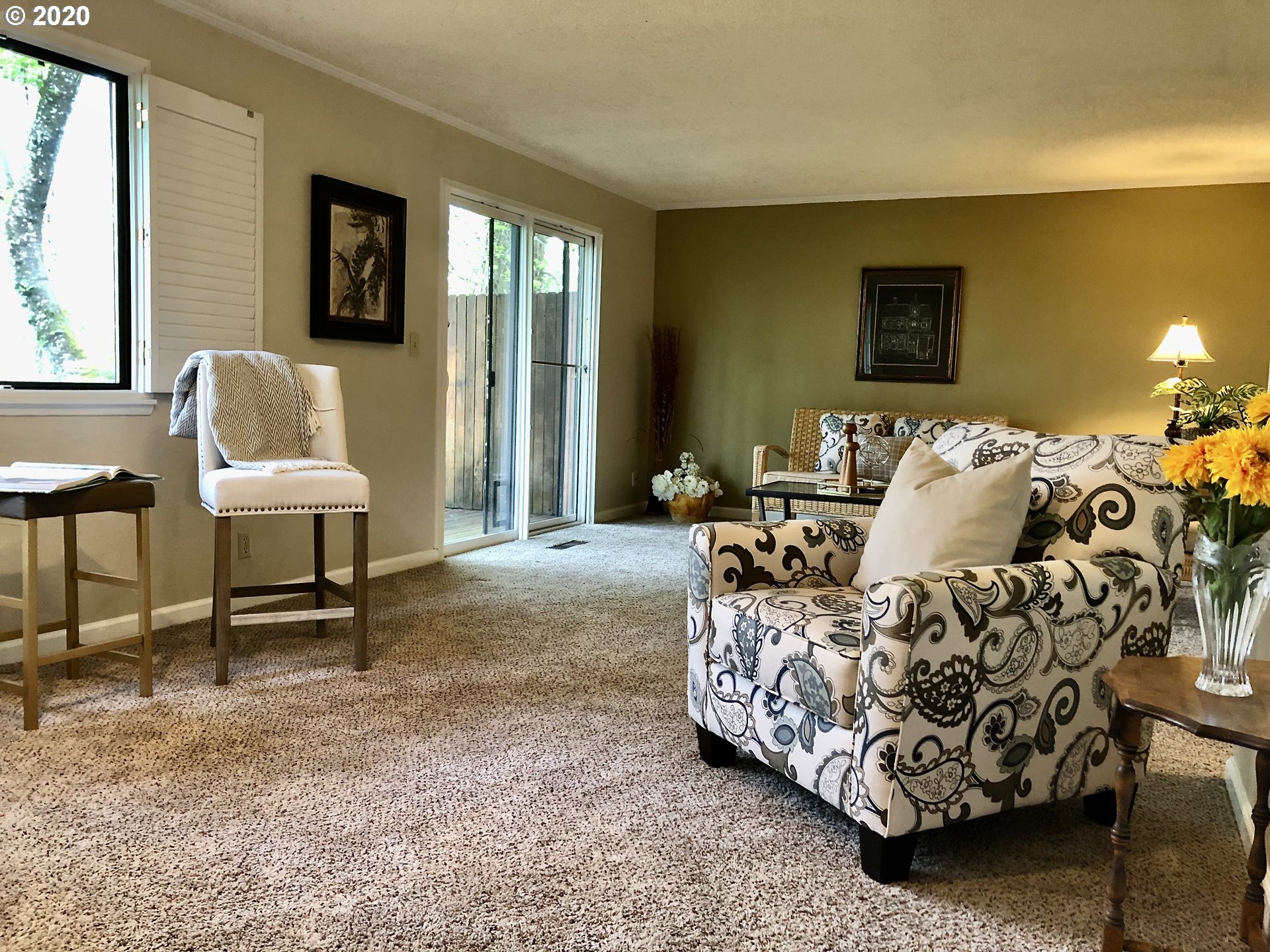 2254 Ridgeway Drive Eugene, OR 97401 - Photo 6 of 24 Gallery Image 6