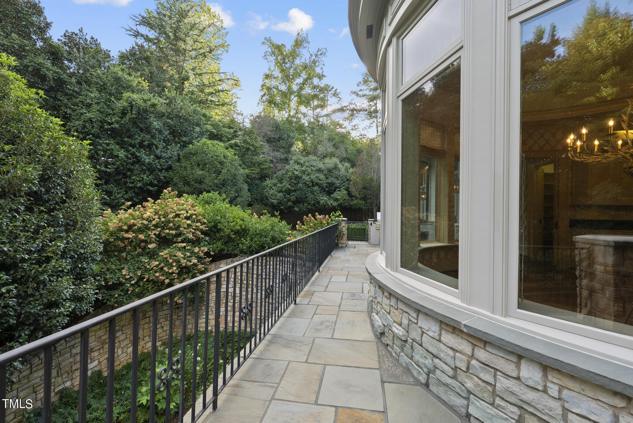 3319 White Oak Road Raleigh, NC 27609 - Photo 46 of 47 a view of a balcony