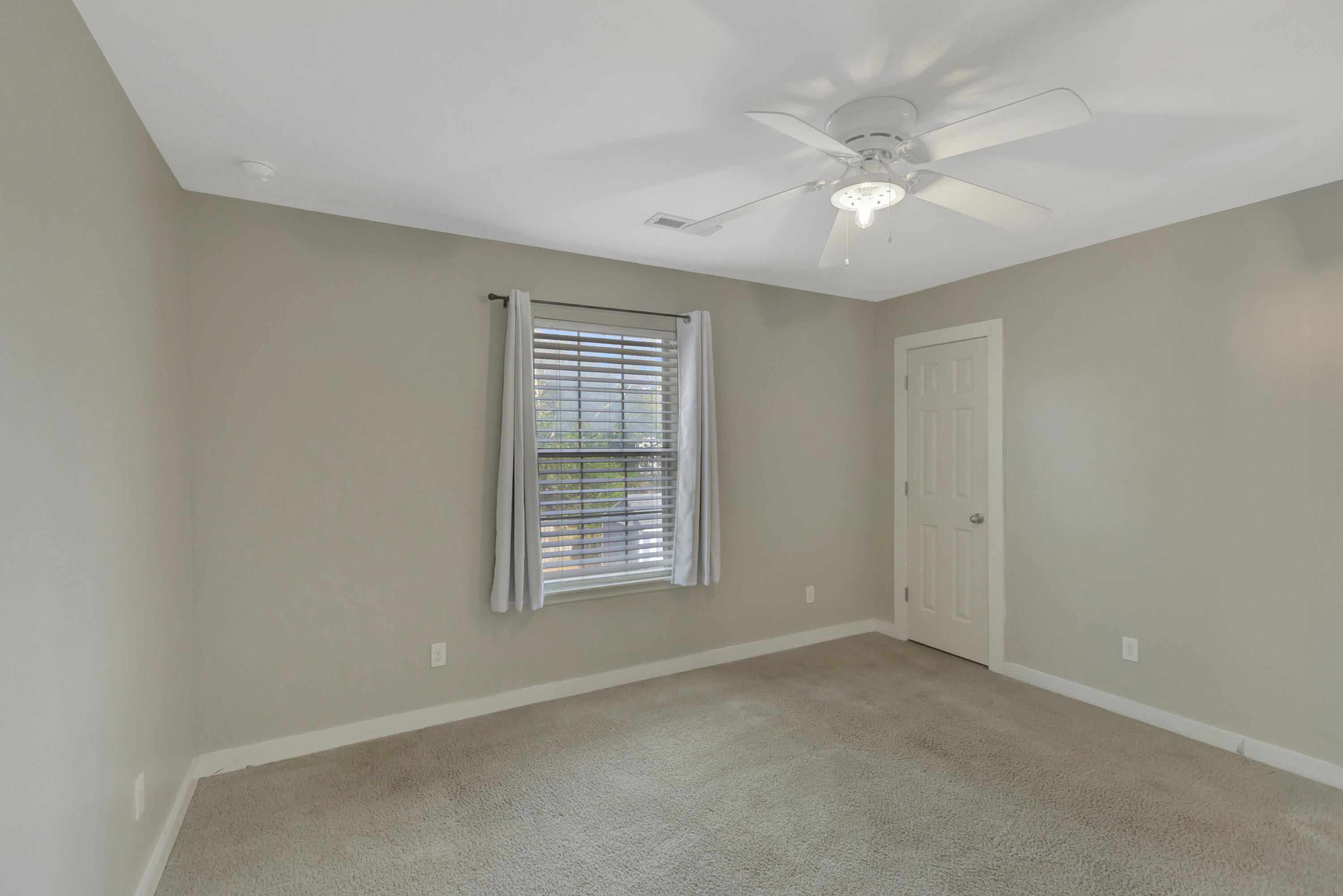 1411 Oak Landing Road Mount Pleasant, SC 29464 - Photo 14 of 23 original (57)