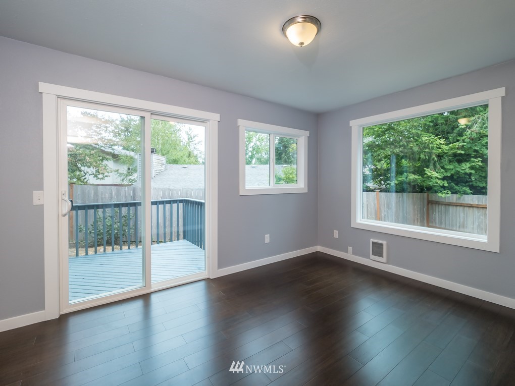18112 20th Drive Southeast Bothell, WA 98012 - Photo 12 of 18
