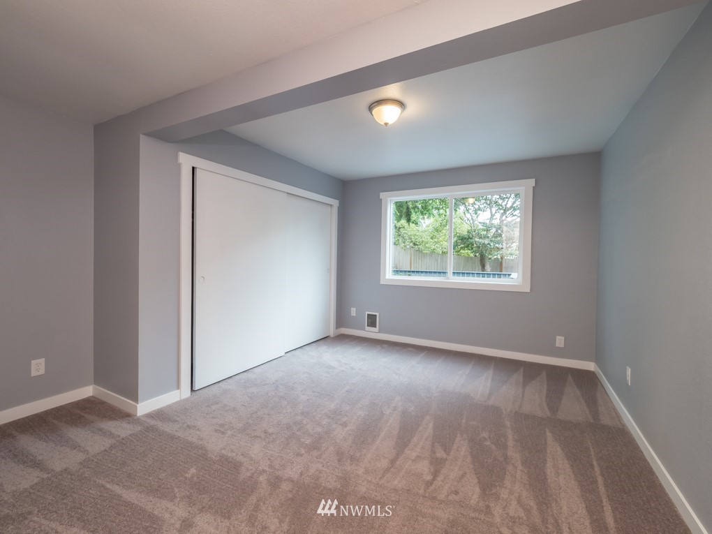 18112 20th Drive Southeast Bothell, WA 98012 - Photo 14 of 18