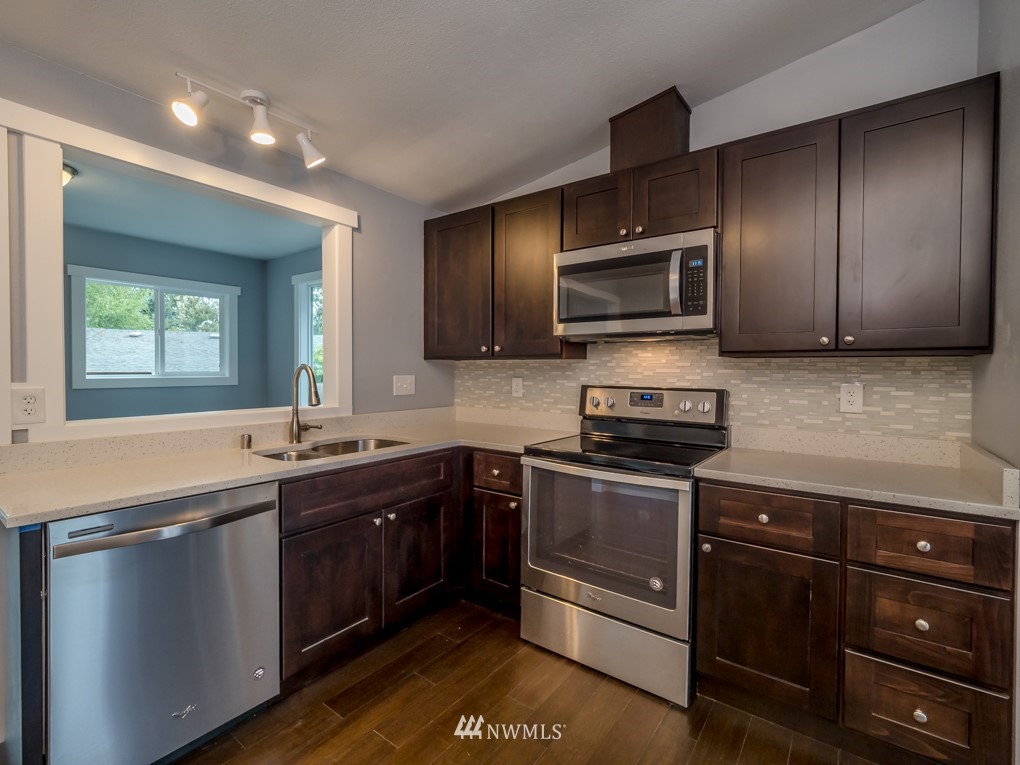 18112 20th Drive Southeast Bothell, WA 98012 - Photo 6 of 18