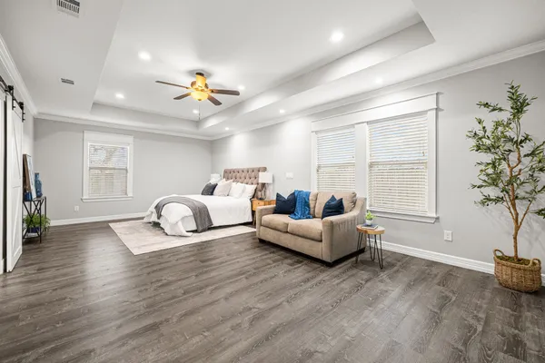 $459,900 | 1405 Walton Street, Houston, TX 77009