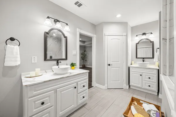 $459,900 | 1405 Walton Street, Houston, TX 77009