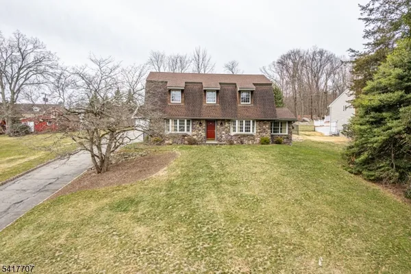 $899,900 | 23 Old Denville Road, Boonton, NJ 07005