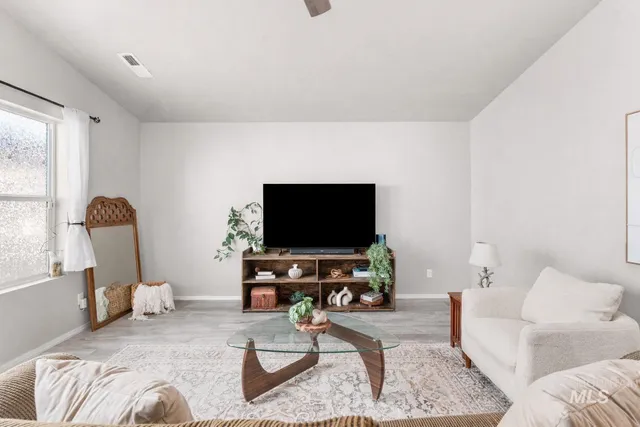 $419,000 | 4319 Bainbridge Street, Caldwell, ID 83607