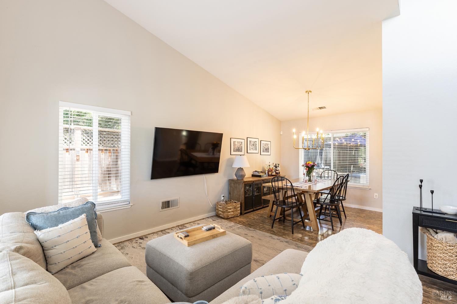 355 Pollard Way Windsor, CA 95492 - Photo 18 of 26