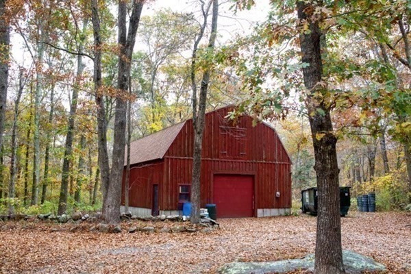 256 Main Road Westport, MA 02790 - Photo 14 of 42 Gallery Image 14