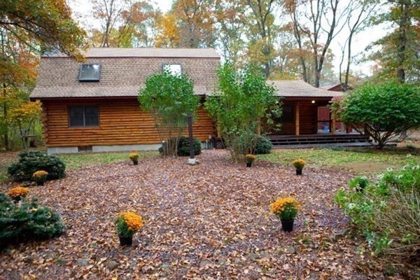 256 Main Road Westport, MA 02790 - Photo 4 of 42 Gallery Image 4