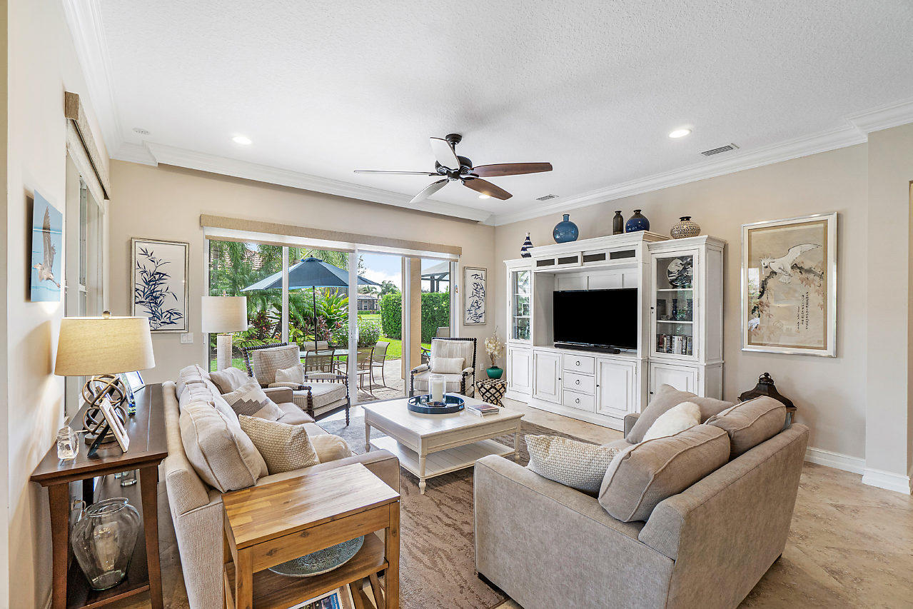 9356 Ivory Isle Road Boynton Beach, FL 33473 - Photo 14 of 45 Great Room