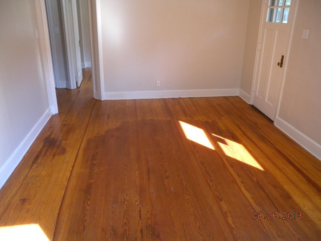 5729 Merriman Road Roanoke, VA 24018 - Photo 7 of 13 006