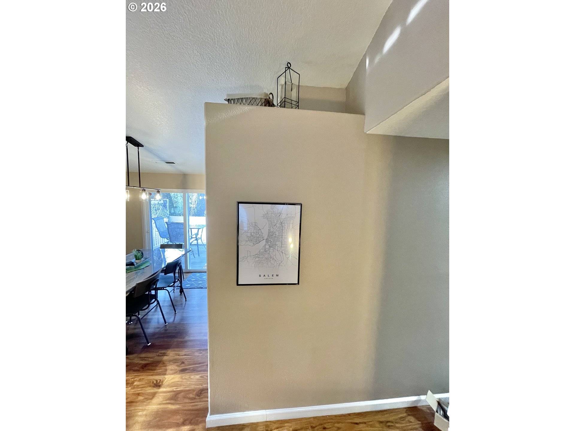 135 Wander Way Southeast Salem, OR 97301 - Photo 9 of 36 a living room with furniture and a table