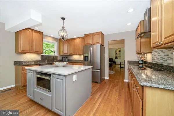 $950,000 | 10718 Moosberger Court, Columbia, MD 21044