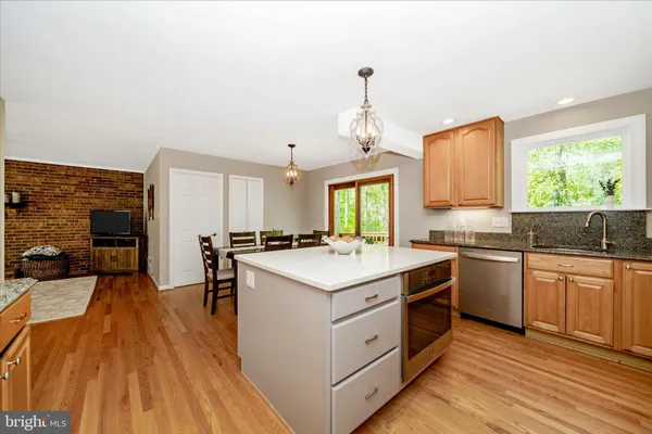 $950,000 | 10718 Moosberger Court, Columbia, MD 21044