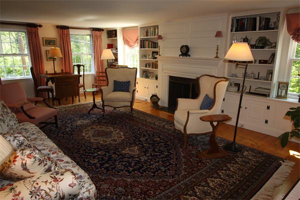 64 Bubier Road Marblehead, MA 01945 - Photo 3 of 10 Gallery Image 3