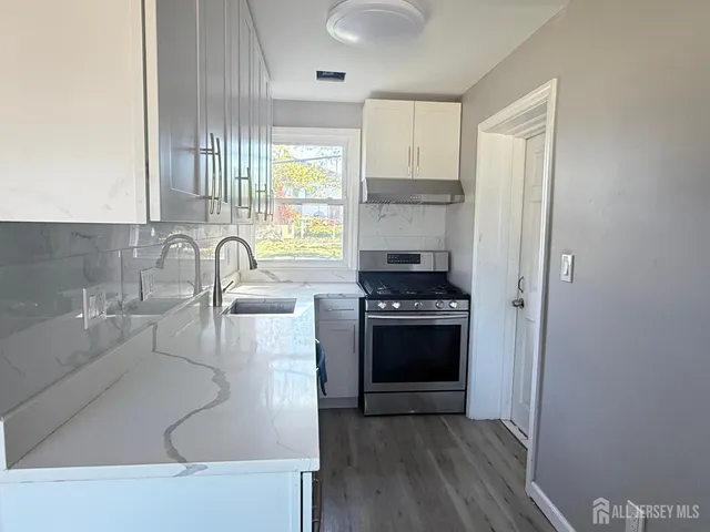 $2,800 | 19 Lahiere Avenue, Edison, NJ 08817