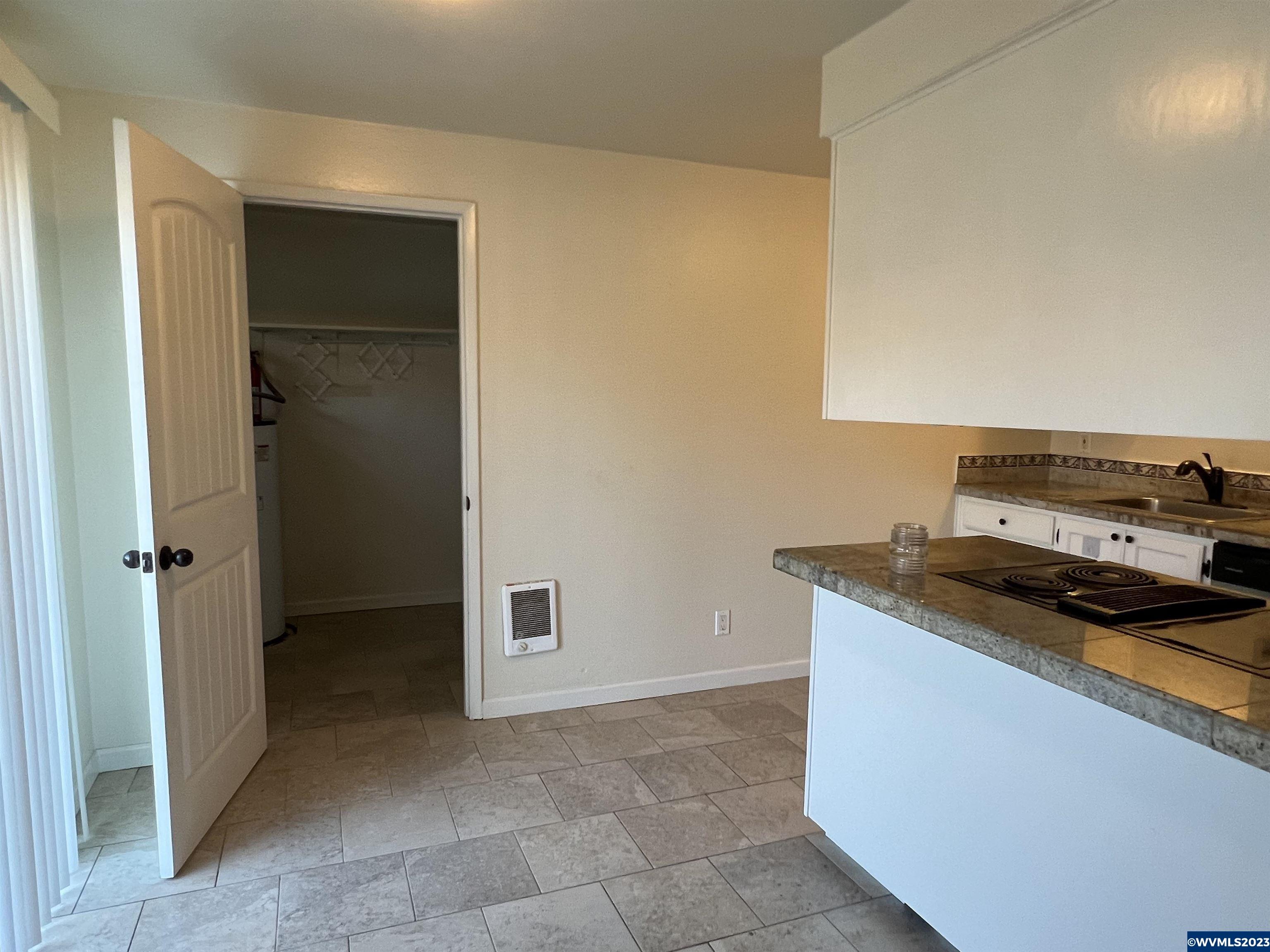 771 Boone Road Southeast Salem, OR 97302 - Photo 3 of 14 Gallery Image 3