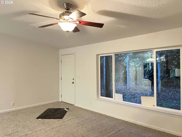 $399,900 | 11211 Highway 36, Mapleton, OR 97453