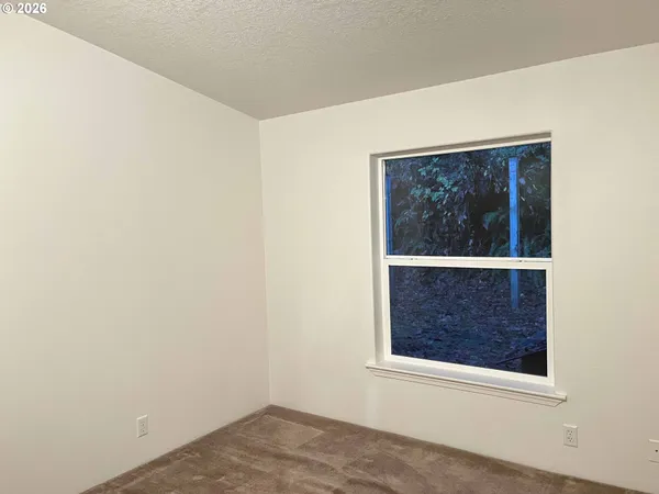 $399,900 | 11211 Highway 36, Mapleton, OR 97453