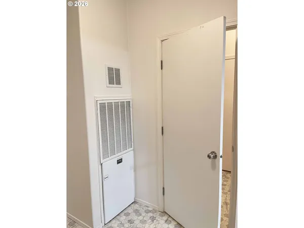 $399,900 | 11211 Highway 36, Mapleton, OR 97453