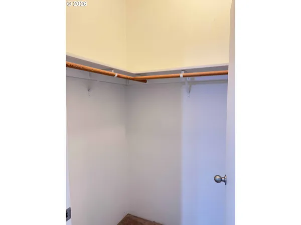 $399,900 | 11211 Highway 36, Mapleton, OR 97453