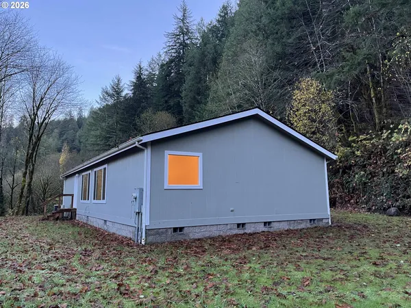 $399,900 | 11211 Highway 36, Mapleton, OR 97453