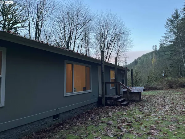 $399,900 | 11211 Highway 36, Mapleton, OR 97453