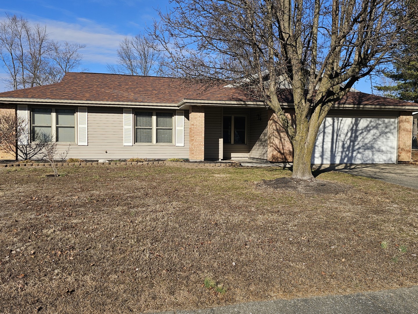 4304 Sassafras Lane Mount Vernon, IL 62864 - Photo 4 of 26