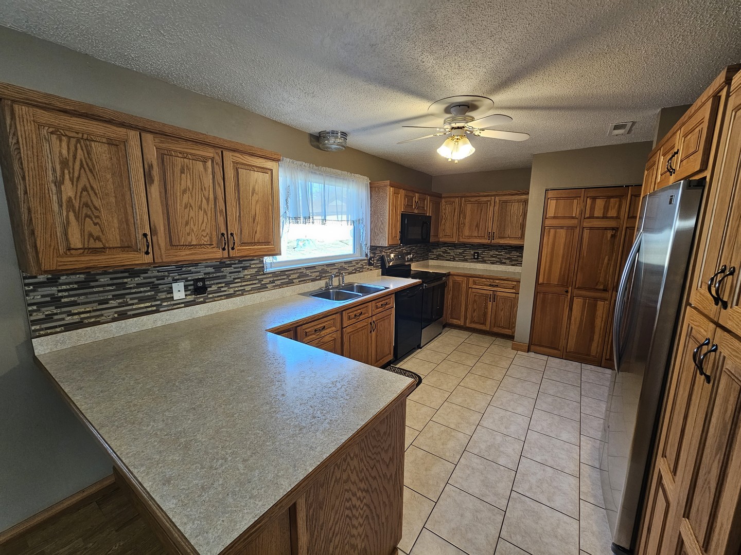 4304 Sassafras Lane Mount Vernon, IL 62864 - Photo 9 of 26