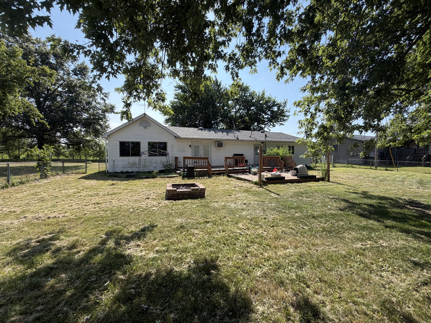 1995 North 1950th Road East Watseka, IL 60970 - Photo 29 of 36