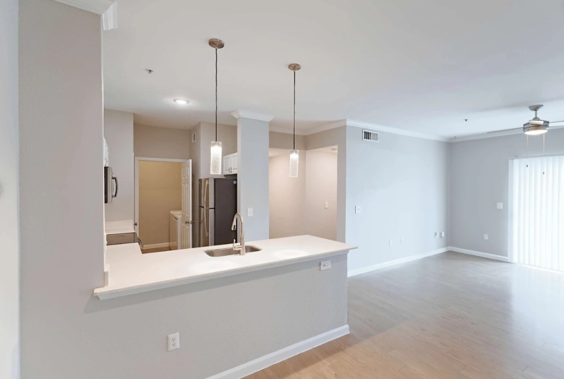 10505 South I-35 Frontage Road, Unit 432 Austin, TX 78747 - Photo 16 of 22 Up to 8 weeks free on select units!