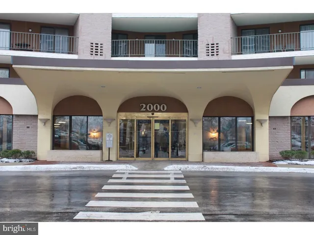 $2,350 | 21122 Valley Forge Circle, Unit 1122, King of Prussia, PA 19406