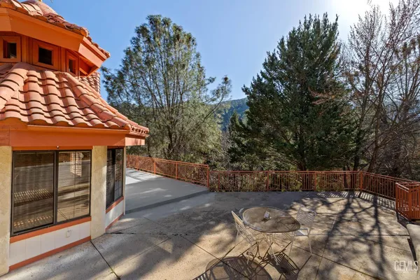 $400,000 | Undisclosed Address, Caliente, CA 93518