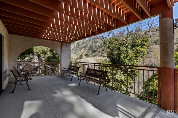 $400,000 | Undisclosed Address, Caliente, CA 93518